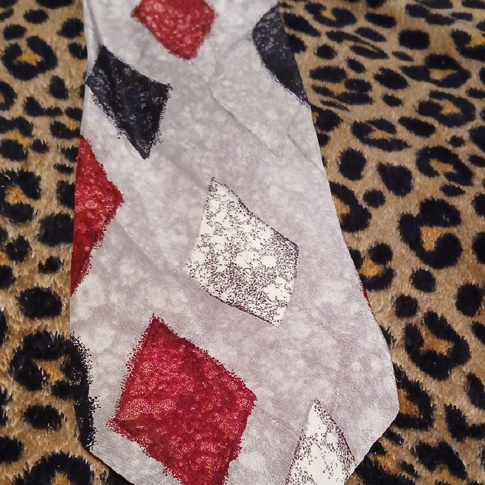 New BUGATTI 100% Italian Silk Tie